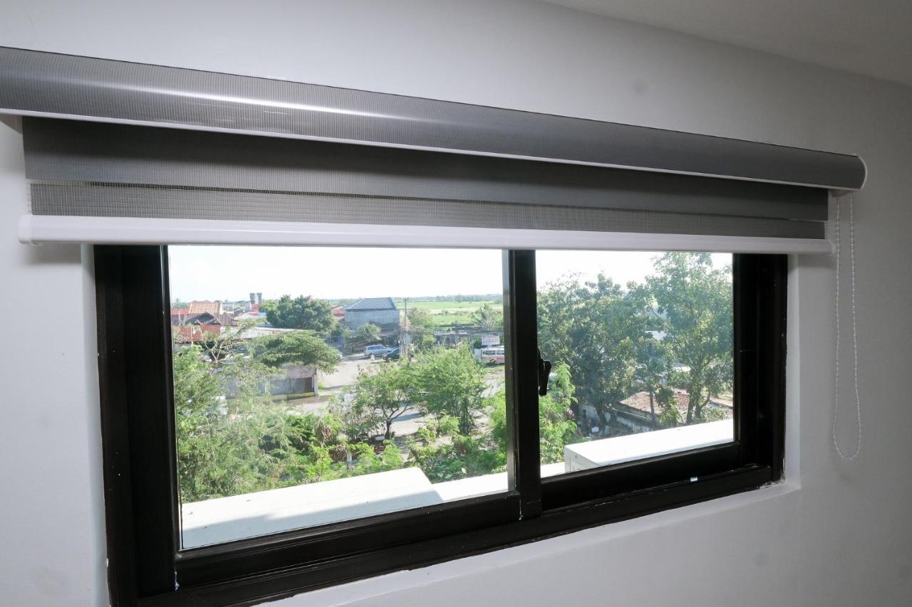 Rosey Hotel Cabanatuan City Exteriör bild