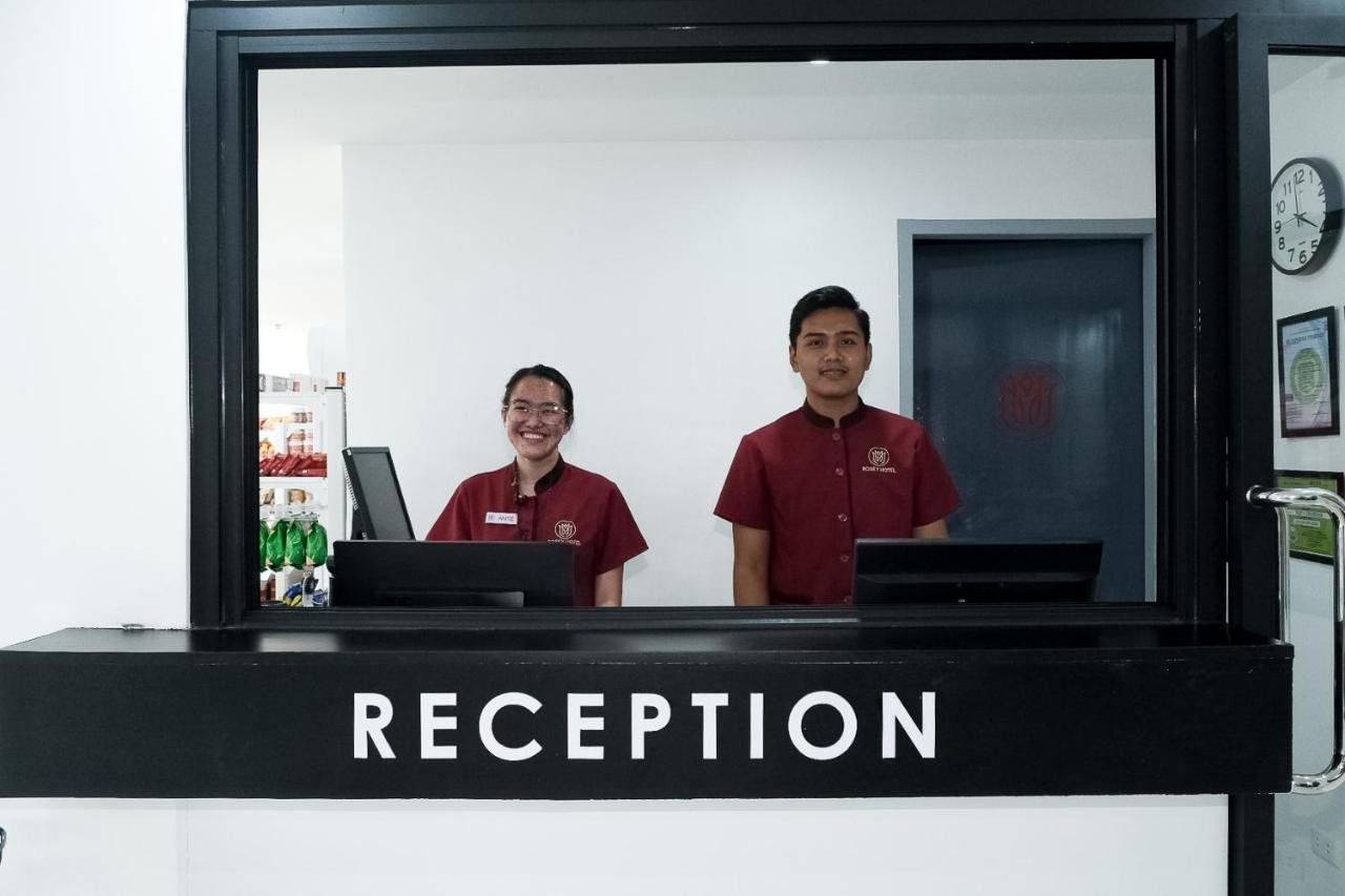 Rosey Hotel Cabanatuan City Exteriör bild